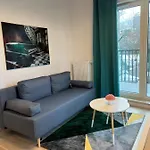 Apartment W , Nowoczesny ,4 Osobowy, *