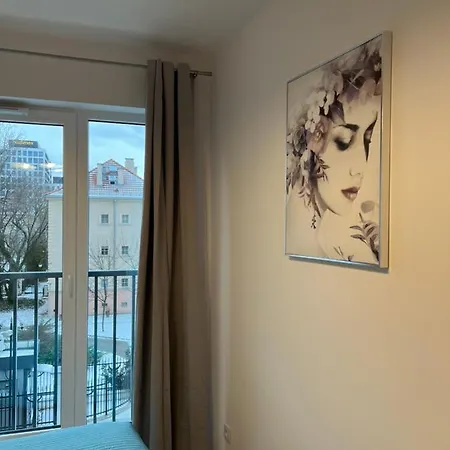 W , Nowoczesny ,4 Osobowy, Appartement