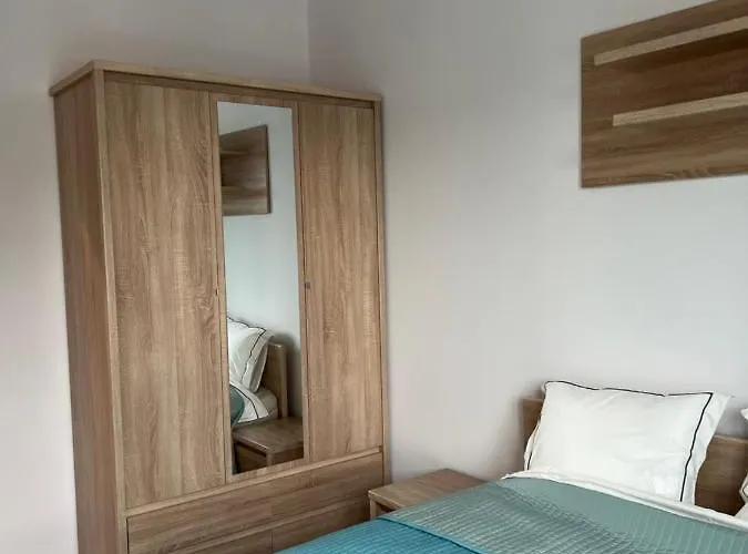 W , Nowoczesny ,4 Osobowy, Apartment *