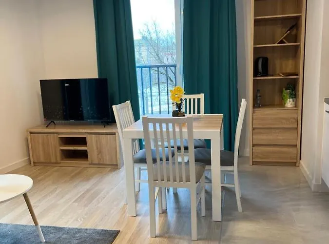 W , Nowoczesny ,4 Osobowy,