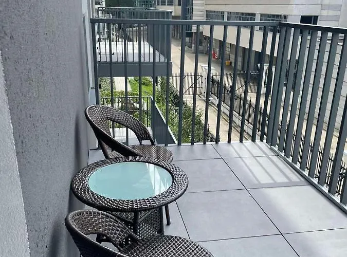 Apartment W , Nowoczesny ,4 Osobowy, Warsaw