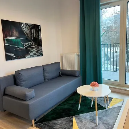 Апартаменты W , Nowoczesny ,4 Osobowy, *